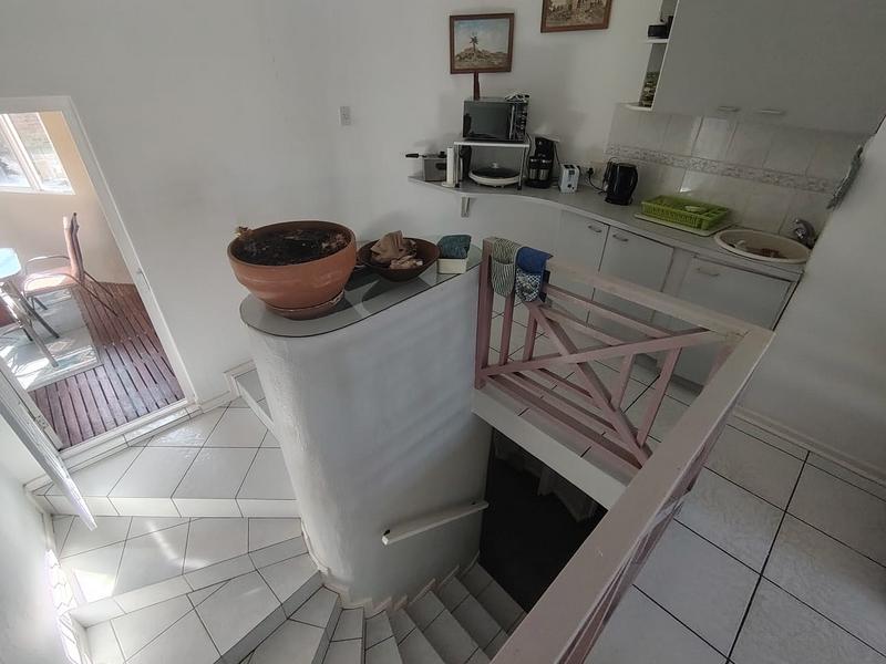 4 Bedroom Property for Sale in Wavecrest Eastern Cape